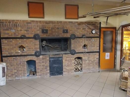 Local commercial à vendre 175 000 € 280 m² de surface de vente La Goutelle 63230