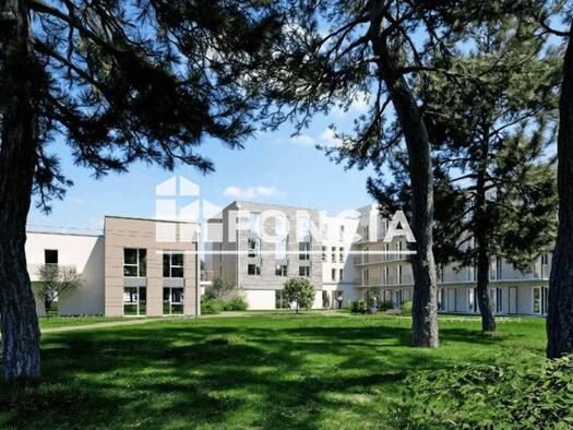 Appartement à louer - logement étudiant 745 € 2 pièces 1 chambre 38 m² 1er étage Activités Orléans 45100