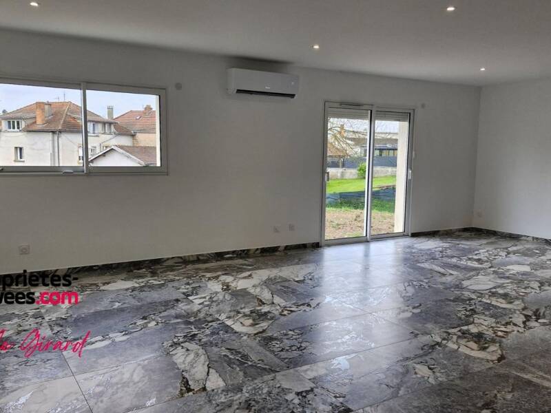 Maison à vendre, 120m², VOUGY