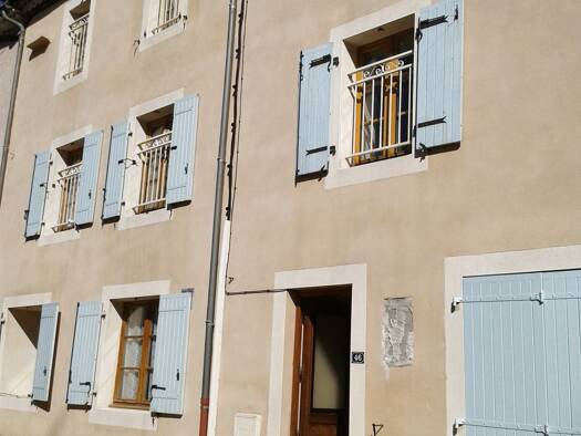 Appartement à vendre 59 000 € 3 pièces 2 chambres 54,1 m² Étage 2/2 Saint-Félicien 07410