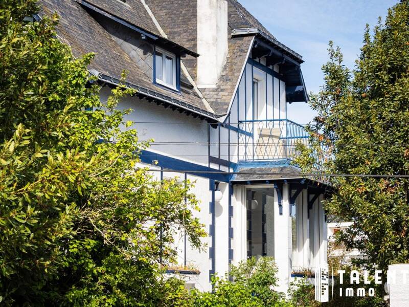 Maison à vendre, 202m², LE POULIGUEN