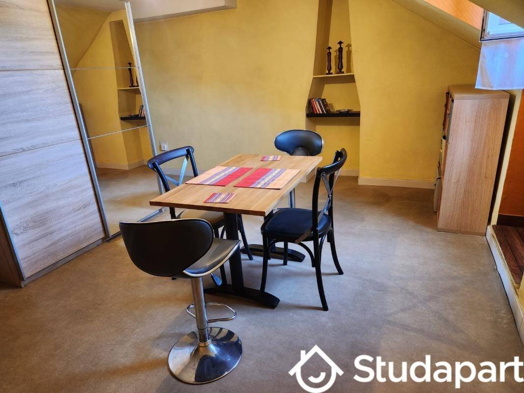 Maison à louer, 36m², PAU