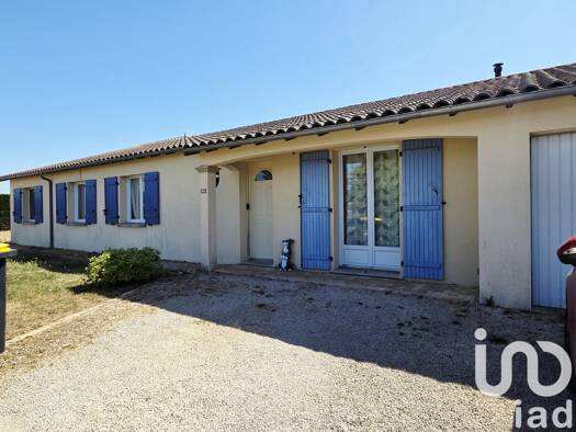 Maison à vendre 230 000 € 6 pièces 5 chambres 126 m² 942 m² de terrain Chiré-en-Montreuil 86190