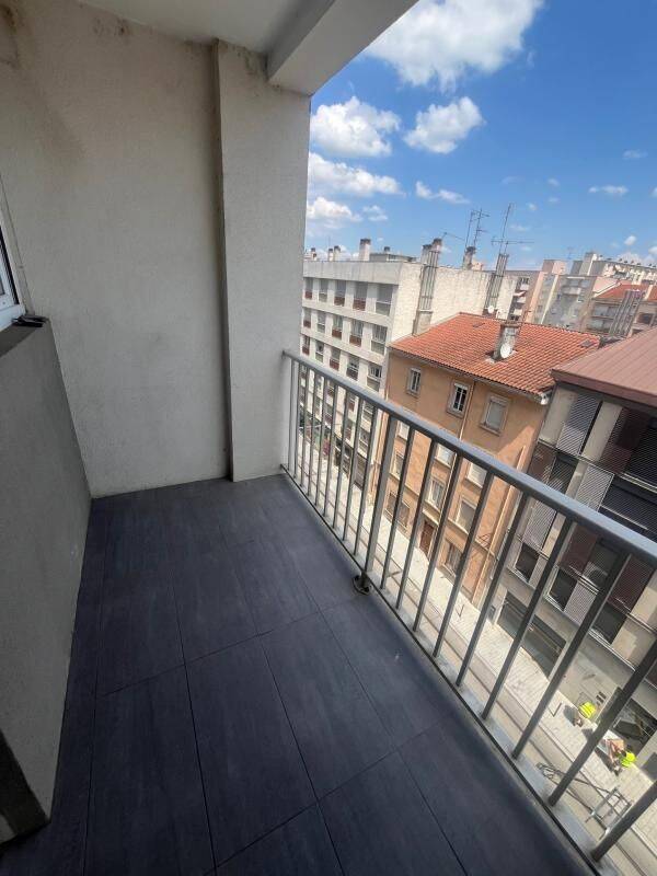 A LOUER APPARTEMENT T3 MEUBLE 69100 VILLEURBANNE — 6