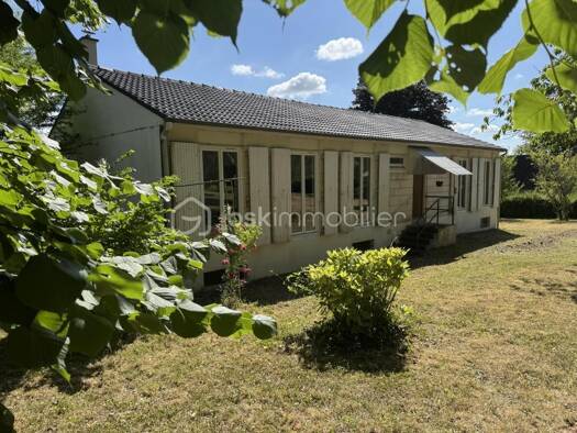 Maison à vendre 175 000 € 5 pièces 4 chambres 115 m² 4 065 m² de terrain Saint-Martin-d'Auxigny 18110