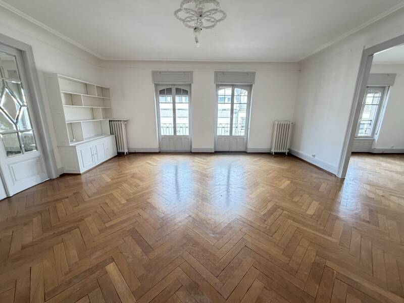 Maison à louer, 299m², STRASBOURG
