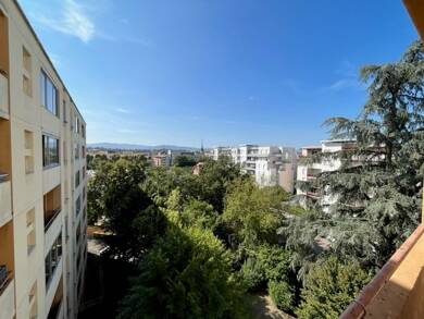 Appartement à louer 785 € 3 pièces 2 chambres 60 m² Étage 5/6 Le Grand Vivier-Le Garet-Pontbichet-Troussier Villefranche-sur-Saône 69400