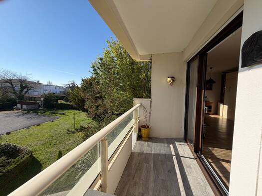 Appartement à louer 790 € 2 pièces 1 chambre 54 m² Étage 2/2 Le Chay-Les Gardes Royan 17200