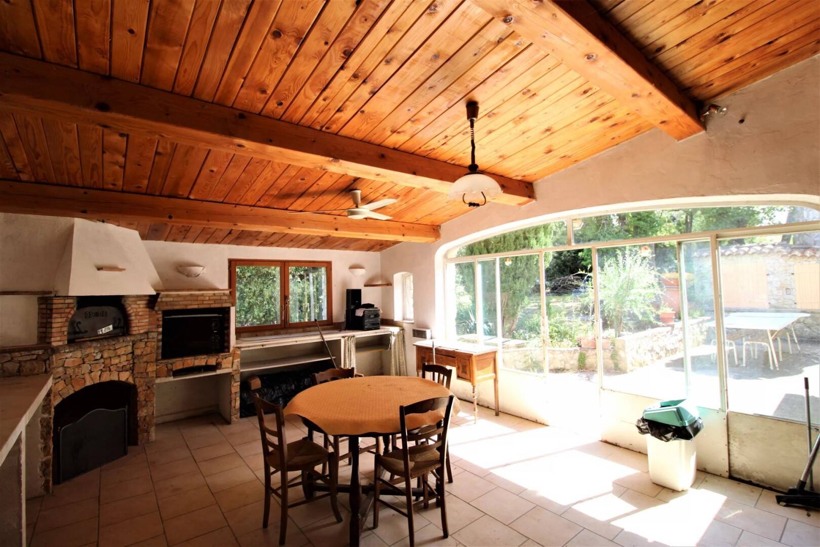 Maison à vendre, 190m², LA ROQUEBRUSSANNE