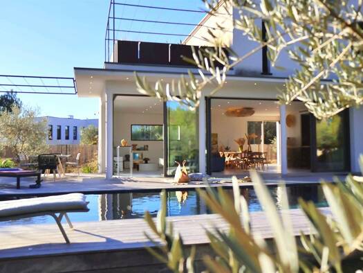 Maison à vendre 1 150 000 € 7 pièces 6 chambres 207 m² 895 m² de terrain Montpellier 34000