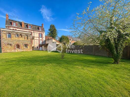 Immeuble à vendre 185 000 € 235 m² Bléneau 89220