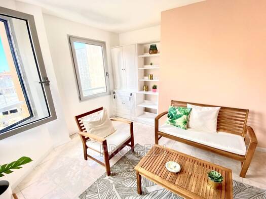 Appartement à louer 1 550 € 2 pièces 1 chambre 40,1 m² Étage 3/7 Centre Beausoleil 06240