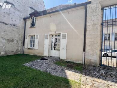 Duplex à louer 770 € 2 pièces 1 chambre 38,4 m² RDC Senlis 60300