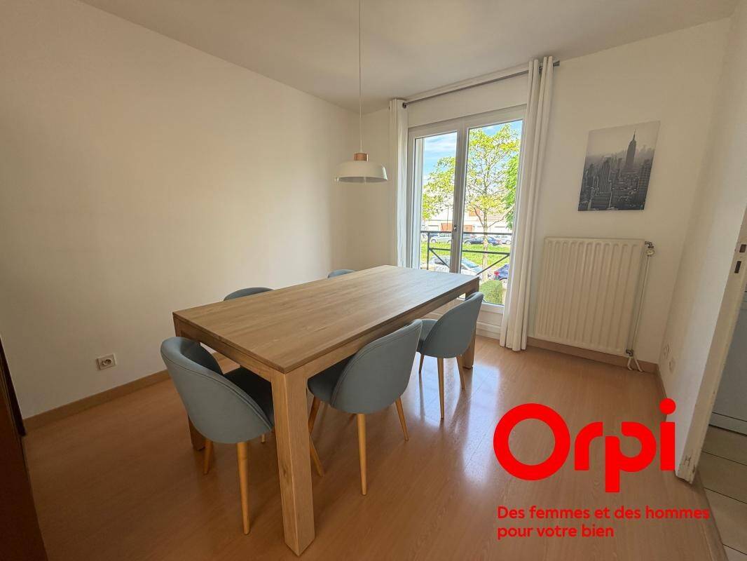 Maison à vendre, 101m², MONTIGNY LE BRETONNEUX
