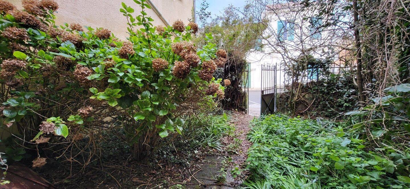 Maison à vendre, 210m², SAINT SEURIN DE CADOURNE