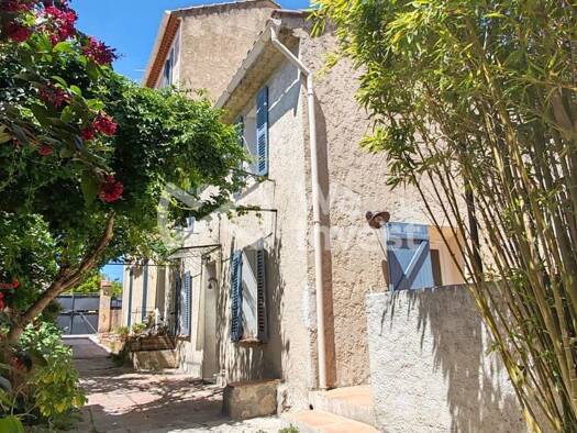 Maison à vendre 266 000 € 3 pièces 2 chambres 62 m² 428 m² de terrain Rodeilhac Toulon 83200
