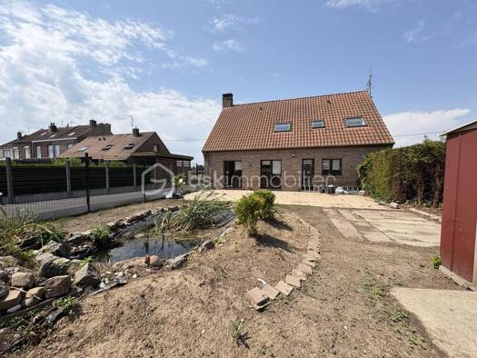 Maison à vendre 395 000 € 6 pièces 4 chambres 126 m² 521 m² de terrain Fretin 59273