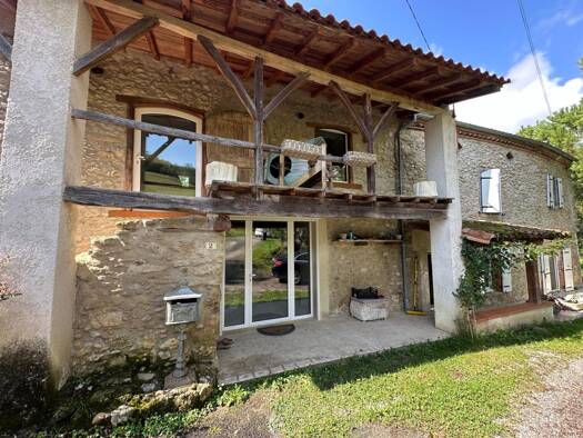 Maison à vendre 588 000 € 8 pièces 4 chambres 307 m² 2 575 m² de terrain Segura 09120
