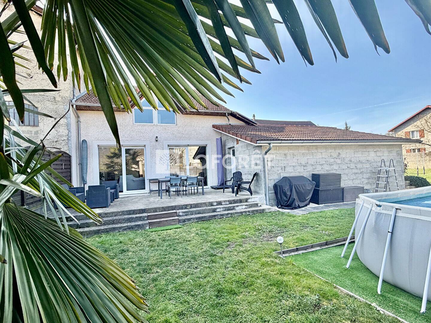Maison à vendre, 170m², SAINT CLAIR DE LA TOUR