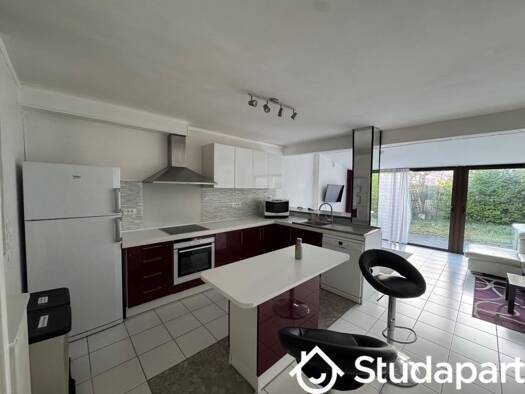 Colocation à louer - logement étudiant 560 € 1 pièce 1 chambre 13 m² RDC Les Larris-Maradas Pontoise 95000