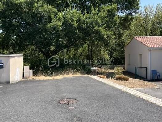 Terrain à vendre 126 000 € 1 410 m² de terrain Quartier Nord Niort 79000