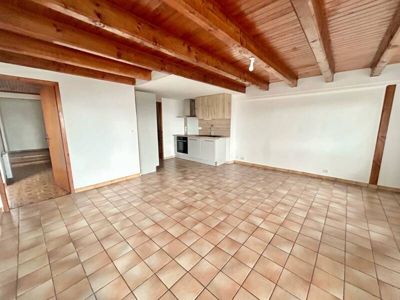 Maison à louer, 40m², LUCINGES