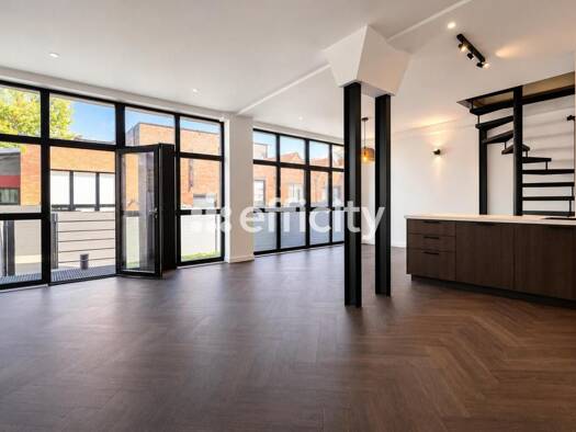 Appartement à vendre 349 000 € 6 pièces 3 chambres 127 m² RDC/1 Flocon Tourcoing 59200