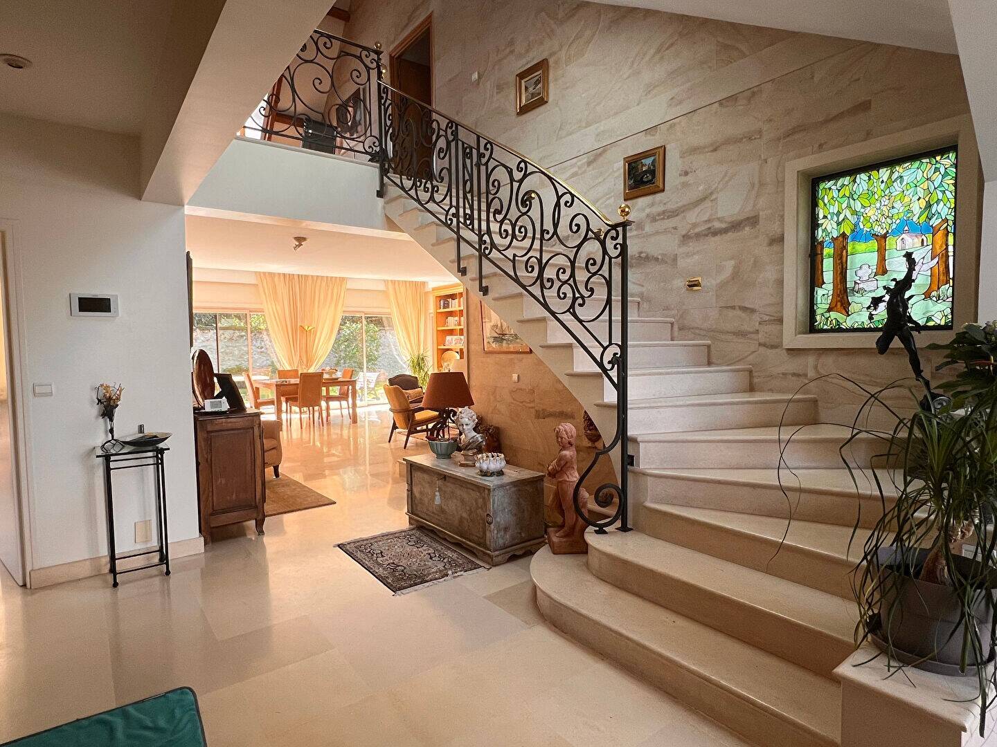 Maison à vendre, 280m², SAINT NOM LA BRETECHE