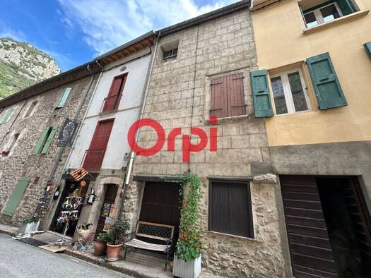 Maison à vendre 70 000 € 3 pièces 2 chambres 120 m² 121 m² de terrain Villefranche-de-Conflent 66500