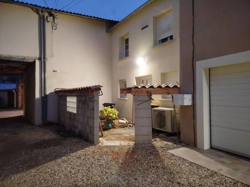 Maison à louer, 72m², NEUVILLE DE POITOU