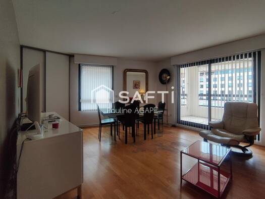 Appartement à vendre 240 000 € 3 pièces 2 chambres 67 m² 1er étage Antigone Montpellier 34000