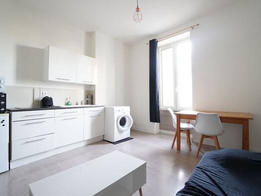 Immeuble à vendre 386 690 € 125 m² Quartier du Centre Le Mans 72000