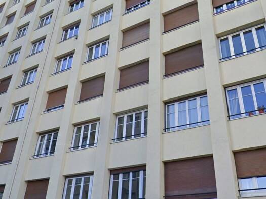 Appartement à vendre 99 000 € 4 pièces 2 chambres 74 m² Étage 9/10 Saint-Étienne 42100