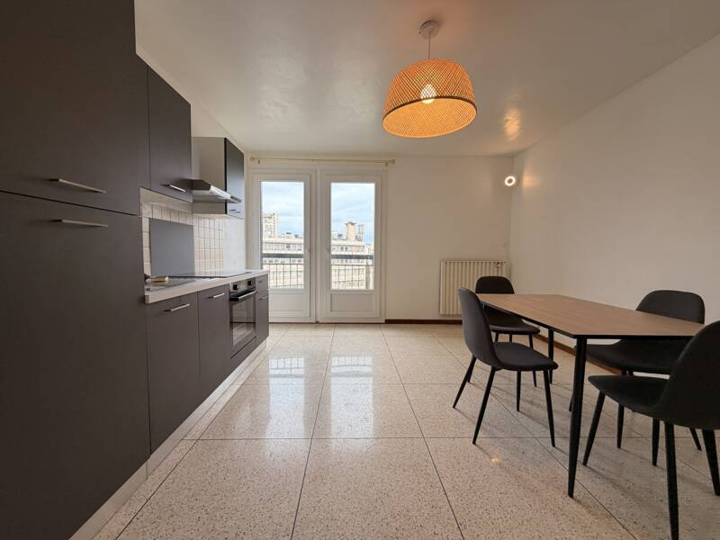 Maison à louer, 37m², MARSEILLE 10E