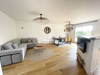 Appartement à louer 1 526 € 4 pièces 3 chambres 83,9 m² Étage 2/4 Nantes 44000