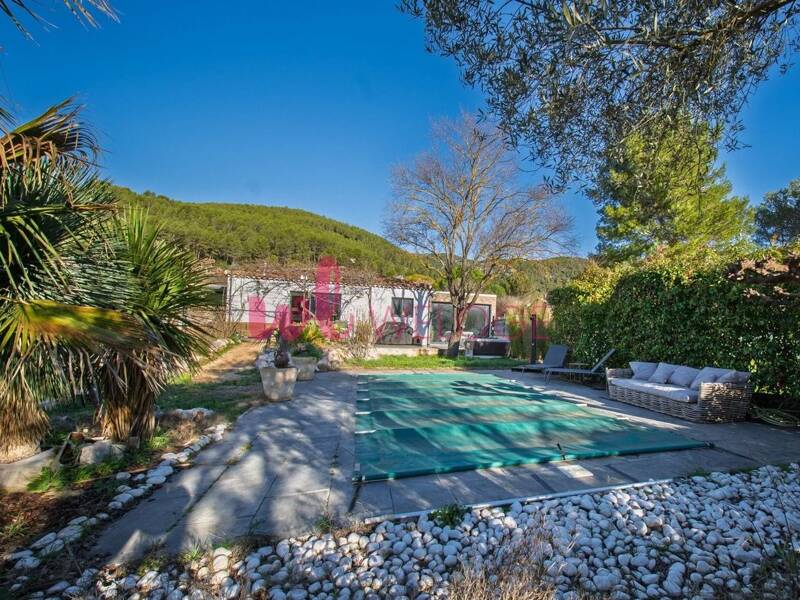 Maison à vendre, 168m², CUGES LES PINS