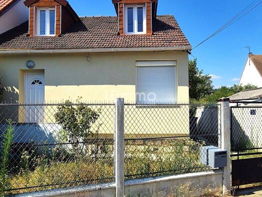 Maison à vendre 268 000 € 4 pièces 3 chambres 70 m² 280 m² de terrain Route de Verneuil Les Mureaux 78130