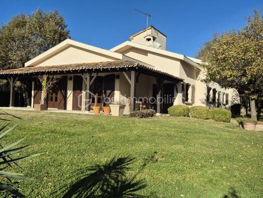 Maison de plain-pied à vendre 360 000 € 6 pièces 4 chambres 183 m² Monestiés 81640