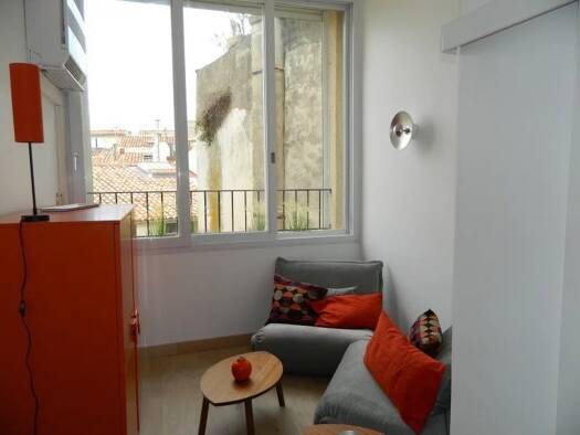 Maison de ville à louer 1 740 € 3 pièces 3 chambres 70 m² Mazarin-Opéra-Bellegarde-Mairie Aix-en-Provence 13100