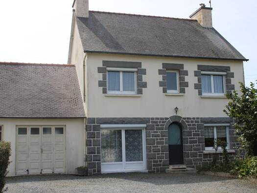 Maison à vendre 176 800 € 8 pièces 5 chambres 117 m² 2 520 m² de terrain Plaintel 22940