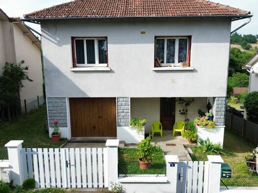 Maison à vendre 132 000 € 4 pièces 3 chambres 98 m² Nexon 87800