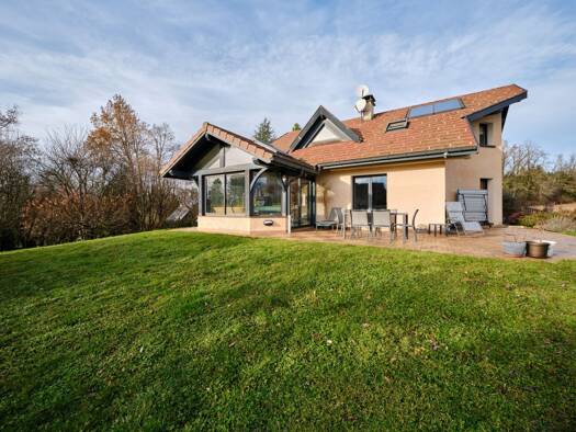 Maison à vendre 895 000 € 8 pièces 5 chambres 193,3 m² 1 522 m² de terrain Groisy 74570