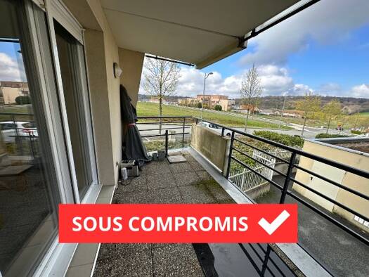 Appartement à vendre 119 800 € 3 pièces 2 chambres 69 m² RDC/3 Montbeliard 25200
