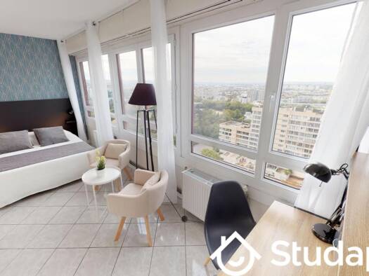 Studio à louer 940 € 1 pièce 1 chambre 118 m² 17ème étage Parc-La Boule- Champs Pierreux Nanterre 92000