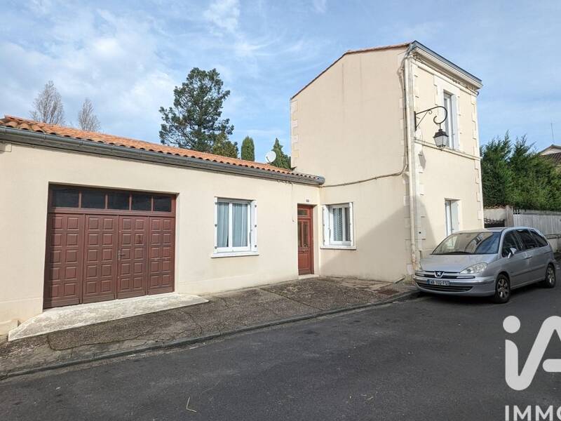 Maison à vendre, 138m², MONTENDRE