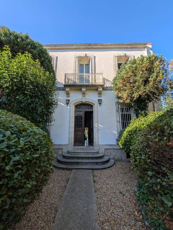Maison à vendre, 185m², MONTBAZIN