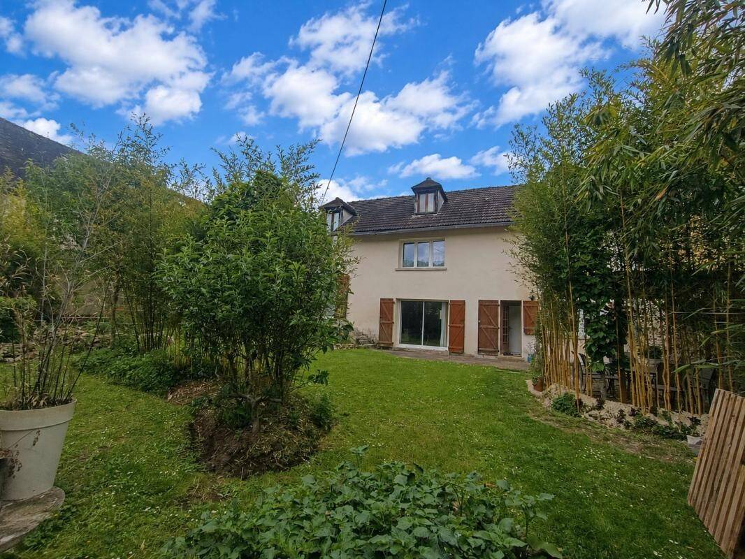 Maison à vendre, 218m², MONTREUIL AUX LIONS