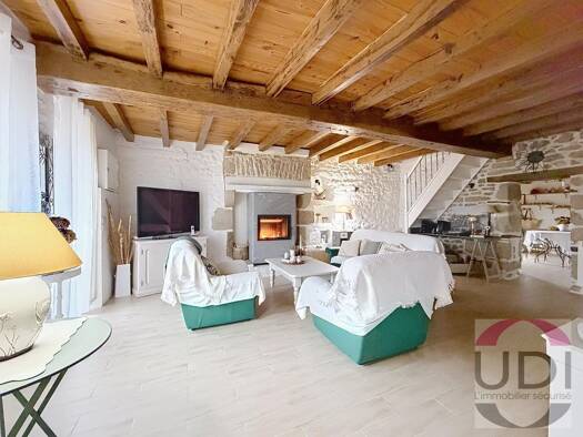 Maison de plain-pied à vendre 265 000 € 4 pièces 3 chambres 248 m² 1 764 m² de terrain Toulx-Sainte-Croix 23600