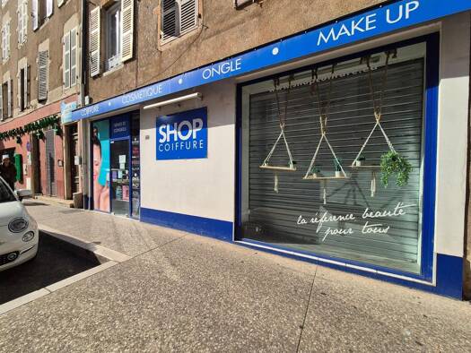 Local commercial à louer 767 € Centre Ville Mâcon 71000