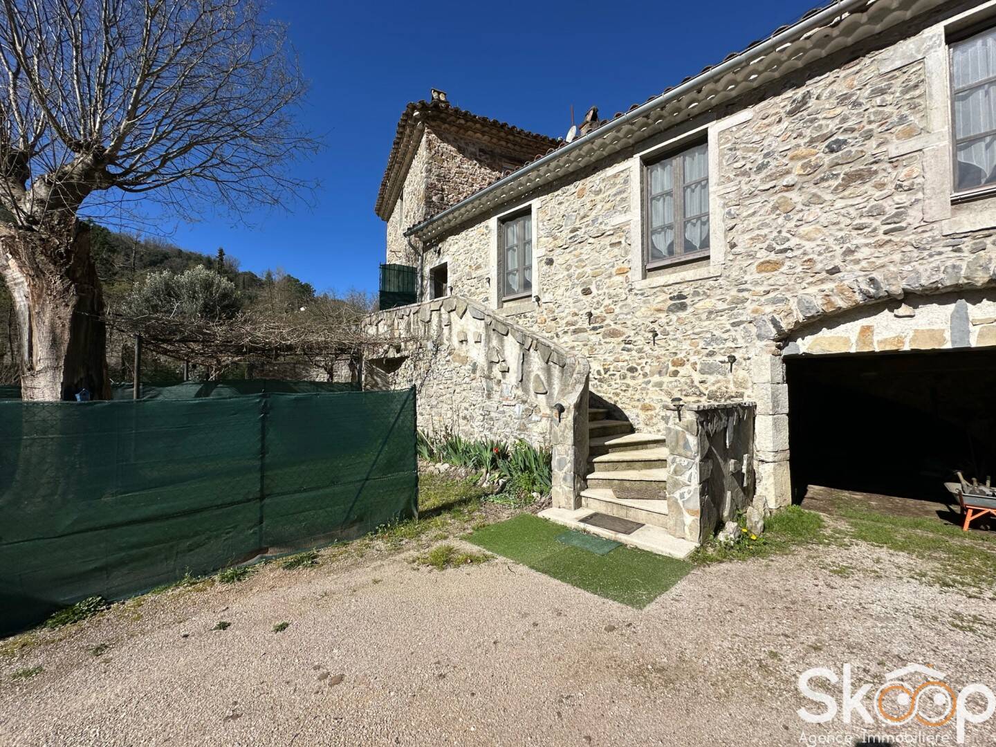Maison à vendre, 550m², SAINT HIPPOLYTE DU FORT